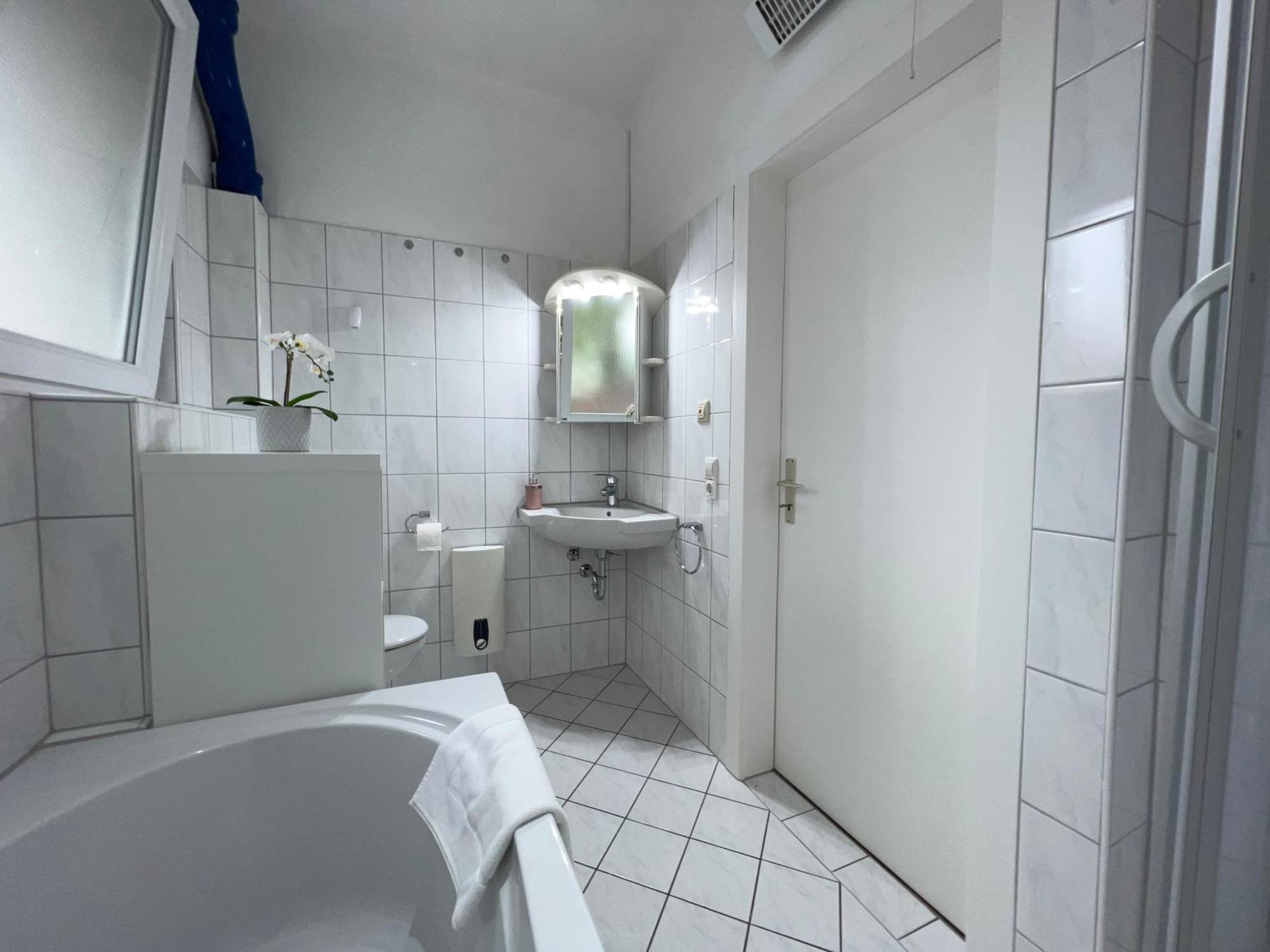 Uebernachten In Grosser Maisonette-Wohnung By Rabe 卡尔斯鲁厄 外观 照片